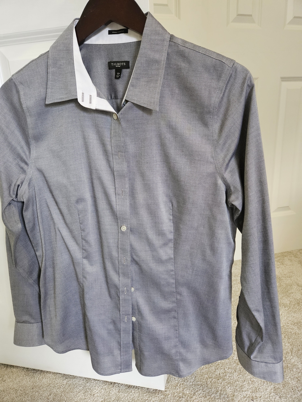 Talbots Women's Light Gray Dress Shirt with White Collar Trim